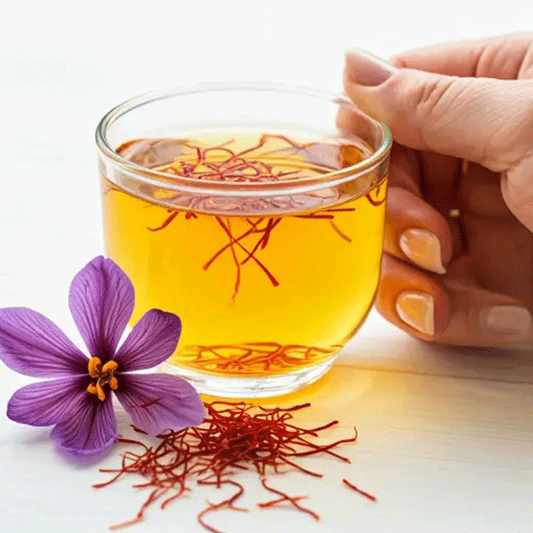 دمنوش زعفران و بهارنارنج